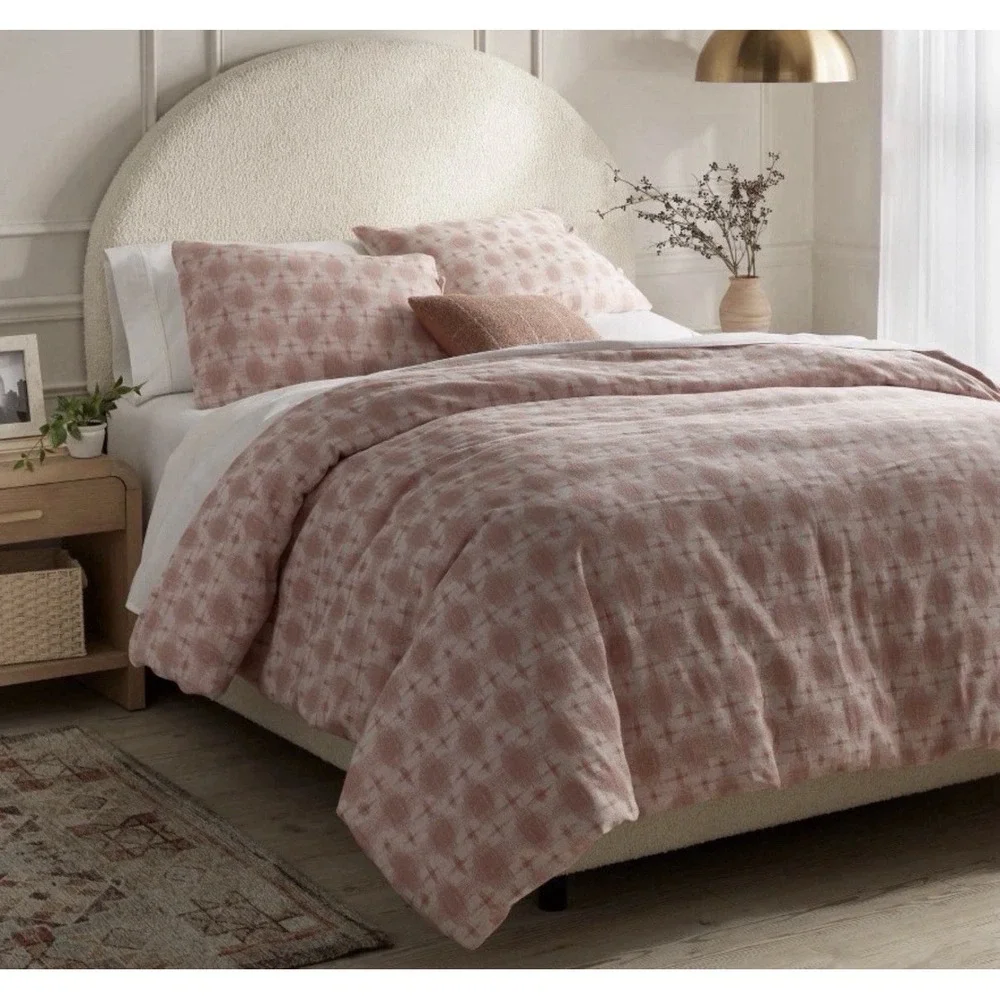 NEW King Yarn Dye Ikat Duvet Cover and Sham Set Ivory/Mauve - Threshold